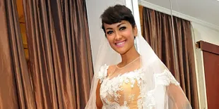 Siapkan Lamaran, Julia Perez Ditinggal Gaston Pulang Kampung