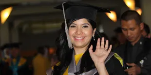 Sibuk Tesis, Annisa Pohan Bersyukur Suami dan Anak Pengertian