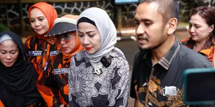 Sidang Berlanjut Ke Pembacaan Gugatan, Ferry Irawan dan Venna Melinda Kekeuh Untuk Bercerai