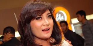 Sidang Cerai Pertama, Kiki Amalia - Markus Horison Sama-Sama Absen