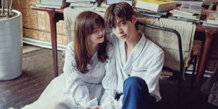 Sikap Manis Goo Hye Sun ke Ahn Jae Hyun Bikin Mertuanya Nangis