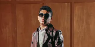 Silet Open Up Raih Penghargaan AMI Awards 2025 Kategori Pencipta Lagu Pop Terbaik