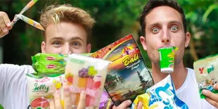 Simak Ekspresi Bule Ini Pas Nyobain Permen Indonesia, Kocak!