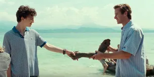 Sinopsis 'CALL ME BY YOUR NAME', Kisah Cinta Sejenis 2 Lelaki, Seperti Apa Akhirnya?
