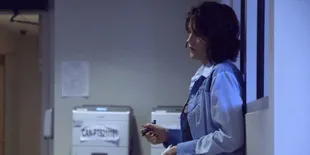 Sinopsis Film 'CRISIS HOTLINE: VETERANS PRESS 1', Sudah Tahu?