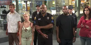 Sinopsis Film 'DAWN OF THE DEAD' Tayang di TV Malam Ini 24 Juli 2025 Jam 21:00 WIB