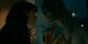 Sinopsis Film 'THE SHAPE OF WATER', Kisah Cinta Antara Manusia dan Monster