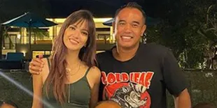 So Sweet Banget, Nia Ramadhani Selalu Salim ke Ardi Bakrie Dulu Sebelum Pergi