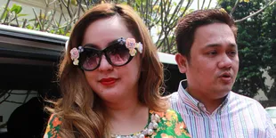 Soal Barang Pemberian Farhat Abbas, Regina : Harga Standar lah