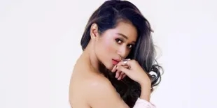 Solo Karier, Tano Aura Luncurkan Single Berjudul 'Will You Stay'