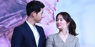 Song Hye Gyo Posting Foto Bareng Song Joong Ki, Fans Harap Jadian