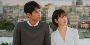 Song Hye Kyo dan Park Bo Gum Selfie Bareng di Balik Layar 'Encounter'