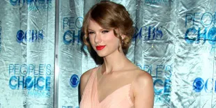 Sssst, Katanya Taylor Swift Akan Bintangi Serial Televisi Lho