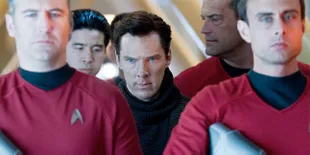 'STAR TREK INTO DARKNESS' Geser 'IRON MAN 3' Dari Puncak