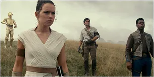 'STAR WARS: THE RISE OF SKYWALKER' Raup Keuntungan Rp 6,8 Triliun Dalam Minggu Pertamanya