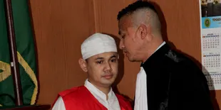 Status Ditangguhkan, Guntur Bumi Hirup Udara Bebas?