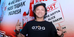 Steven N. Kaligis Vokalis Steven &#38; The Coconut Treez Meninggal Dunia, Sudah Sakit Sejak Setahun yang Lalu