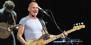 Sting Buka Konsernya Dengan Lagu If I Ever Lose My Faith In You