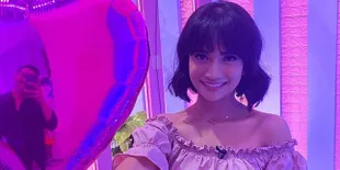 Stress Saat Hamil, Vanessa Angel Teringat Mendiang Ibunya