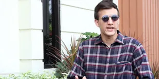 Stuart Collin: Mulut Saya Belum Terucap Kata Talak Sedikit Pun