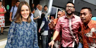 Suami Cathy Sharon Kepergok Lebih Dari 3 Kali Jalan Bareng Tutut?