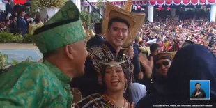 Suasana Meriah HUT Kemerdekaan RI ke-80 di Istana, Zita Anjani dan Verrel Bramasta Kompak Joget Tabola Bale