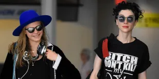 Sudah Lamar St Vincent, Cara Delevingne Bakal Segera Menikah?