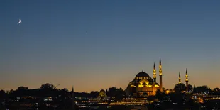 Sudah Masuk 10 Hari Terakhir Ramadan, Ini 4 Ciri Malam Lailatul Qadar Menurut Hadis Rasulullah SAW