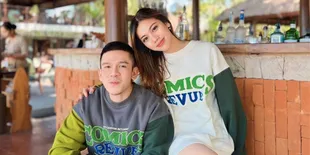 Sudah Putus, Frislly Herlind Akui Nyaman Jalin Hubungan Tanpa Status Dengan Jordi Onsu - Sebut Tak Ada Bedanya