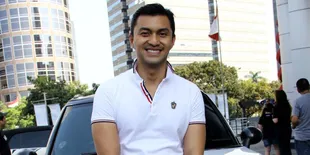 Suka Mobil Mewah, Anjasmara Jadikan Kendaraan Sehari-Hari