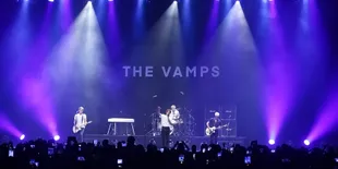 Sukses Buat Penonton Menjerit Histeris, Begini Keseruan Konser The Vamps