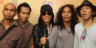 Sulit Dapat Izin Konser, Slank Datangi MK