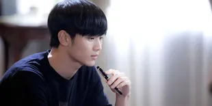 Sumbang Korban Feri Sewol, Kim Soo Hyun Dikritik!