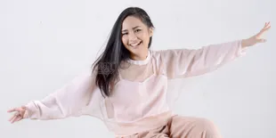 Sunshine After Rain, Lagu Gita Gutawa Yang Cukup 'Dewasa'