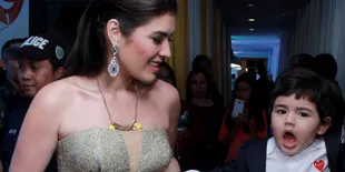 Super Lucu, Quenzino Putra Carissa Puteri Menghapal Warna