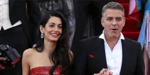 Super Mesra! Amal &#38; George Clooney Ciuman di Depan Umum