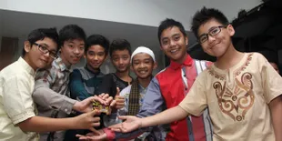 Super7 Buka Bareng Para Penggemar dan Anak Yatim