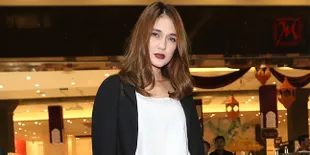 'Surat Cinta' Dari Reino Barack Untuk Luna Maya, Romantis Manis!