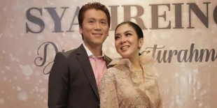 Syahrini Ungkap Dirinya dan Suami Sama-Sama Suka Pakai Kaos Oblong, Tapi Reino Barack Ada Langkanya