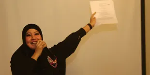 Syiar di Negara Konflik Saat Ramadan, Peggy Melati Tawakal