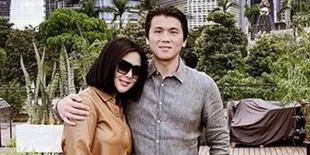 Syuting Bareng Reino Barack, Syahrini Tampil Glamor Pakai Masker Brokat Berhias Mutiara