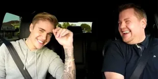 Syuting Carpool Karaoke Bareng Justin Bieber, James Corden Ketahuan Nggak Setir Mobilnya Sendiri