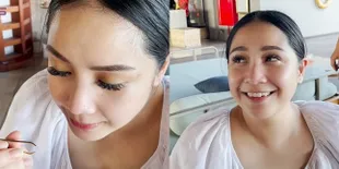 Tajir Melintir, Ini 7 Potret Nagita Slavina Masih Cabut Komedo Sendiri - Wajahnya Diberi Hand Sanitizer