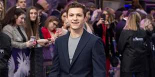 Tak Bisa Temukan Telur di Supermarket, Tom Holland Akhirnya Pelihara 3 Ayam