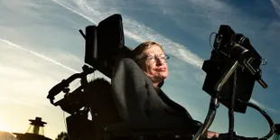 Tak Hanya Tinggalkan Teori, Stephen Hawking Juga Beri Quotes Inspiratif