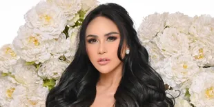 Tak Hiraukan Nyinyiran Netizen Karena Dandan Mirip Vanessa Angel, Bebizie Anggap Gala Sky Seperti Anak Sendiri