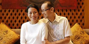Tak Ikut Antar Jenazah Reza Gunawan ke Tempat Disemayamkan, Pihak Keluarga Sebut Dee Lestari Sedang Istirahat