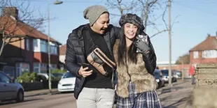 Tak Jadi Cerai, Dewi Perssik Akhirnya Baikan dan Kembali Pajang Foto Mesra dengan Angga Wijaya