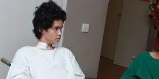 Tak Langsung Pulang, Dul Kunjungi Korban di Rumah Sakit