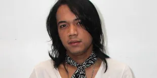 Tak Lari Dari Tanggung Jawab, Zian Zigaz Siap Nikahi Yuriko